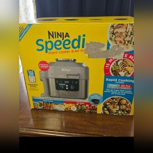 Ninja SF301 Speedi Rapid Cooker & Air Fryer, 6-Quart Capacity